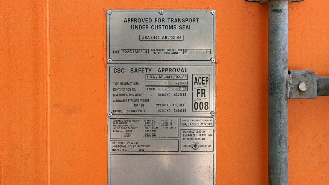 Shipping container with CSC plate